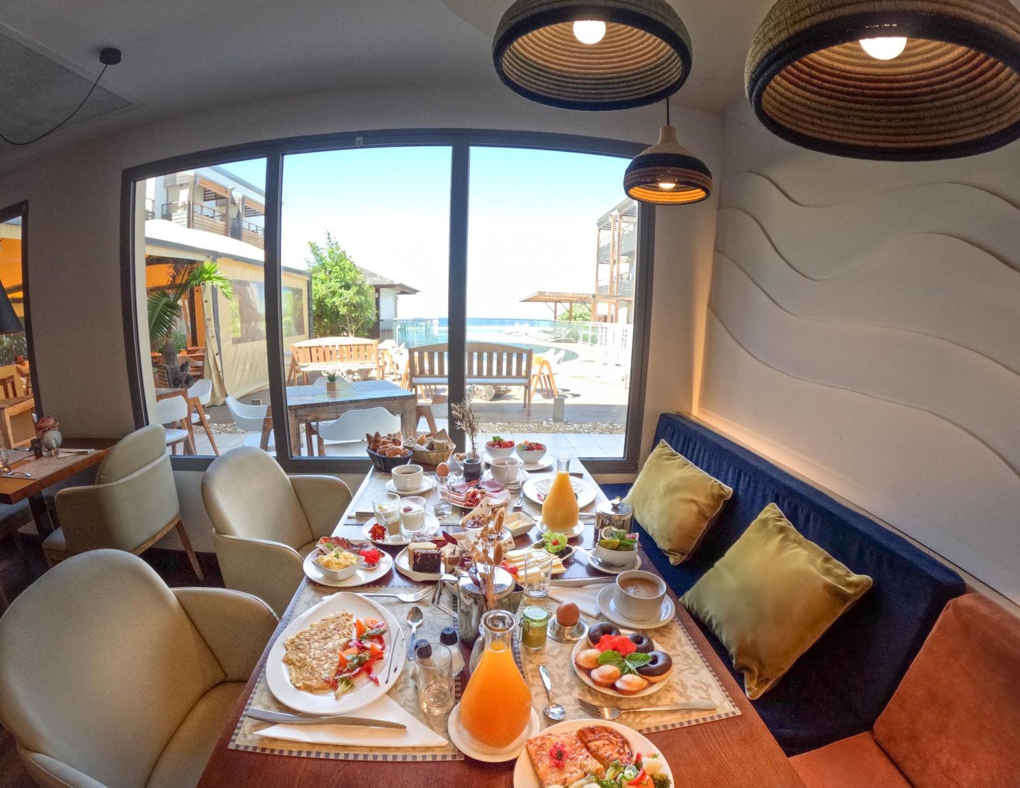 Le Battant Des Lames Hotel Saint Pierre Ngoại thất bức ảnh