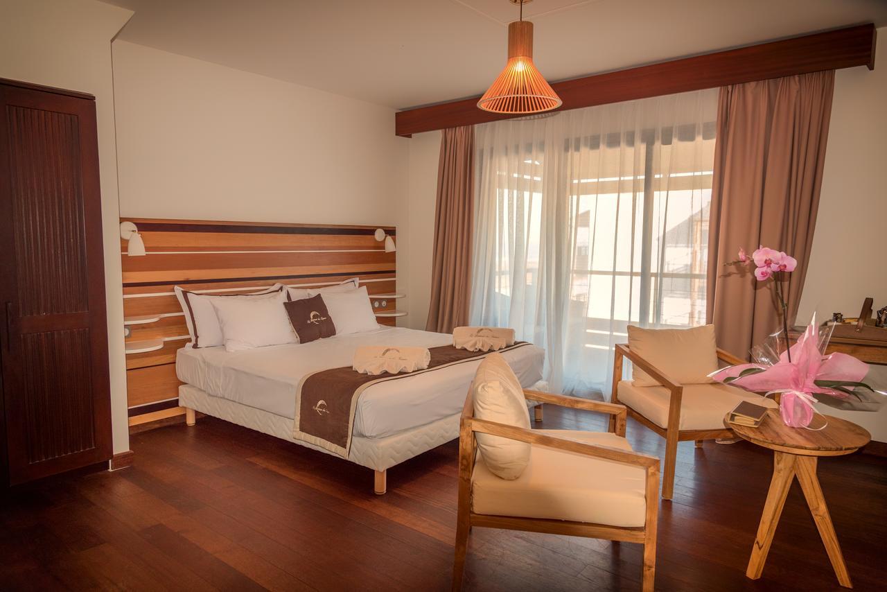 Le Battant Des Lames Hotel Saint Pierre Ngoại thất bức ảnh